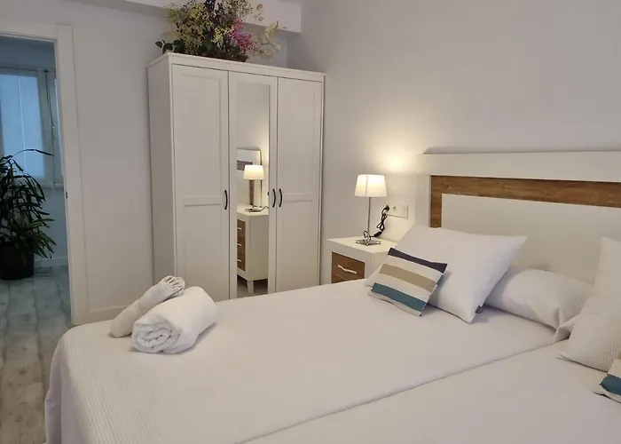 Moderno 143a Centrico 3 By R2r * גיחון